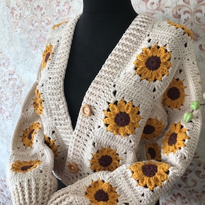 Sunflower Crochet Cardigan: Knitted Floral Cropped Cardigan